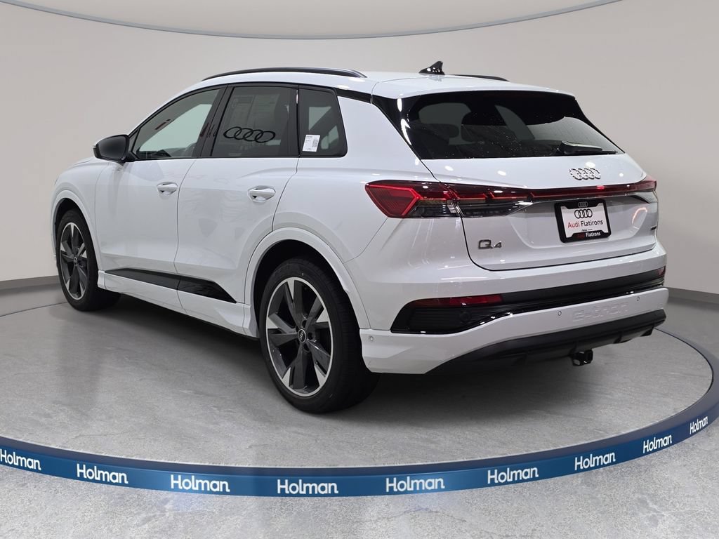 Used 2024 Audi Q4 e-tron Premium Plus w/ Premium Plus AWD/4WD image 8