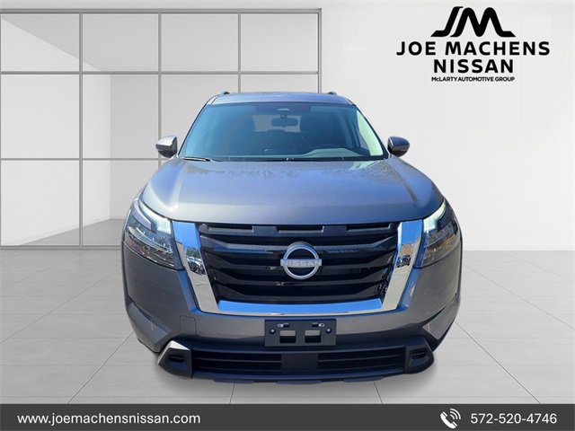 New 2025 Nissan Pathfinder SV w/ Cargo Package image 8