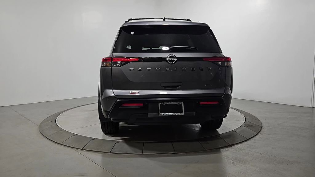New 2026 Nissan Pathfinder SV image 4