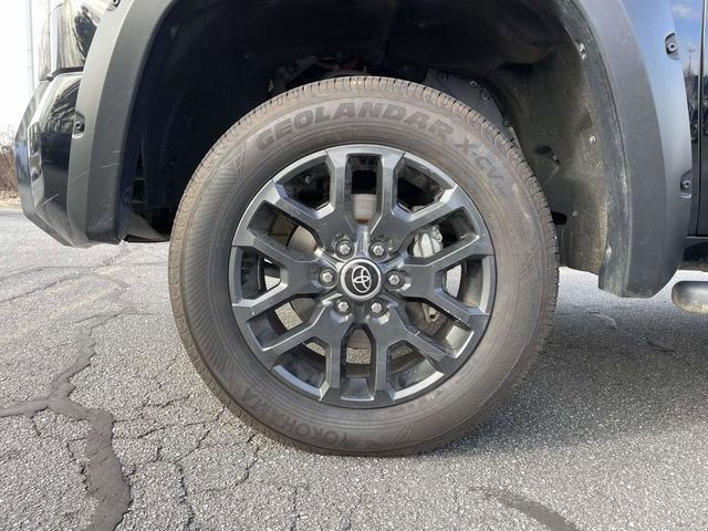 Used 2024 Toyota Tundra Platinum image 9