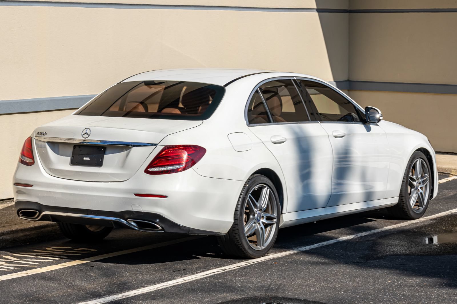 Used 2017 Mercedes-Benz E 300 image 10