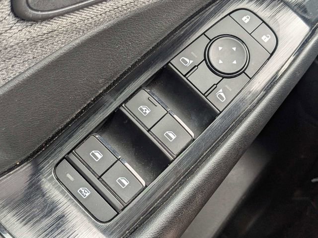 Used 2023 Nissan Rogue S FWD image 23