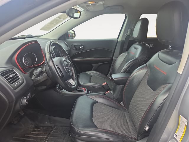 Used 2019 Jeep Compass Trailhawk AWD/4WD image 9