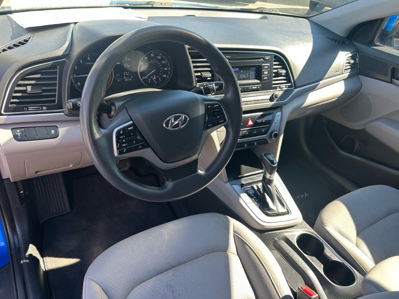Used 2018 Hyundai Elantra SE image 8