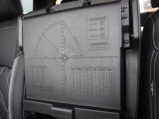 New 2025 RAM 2500 Big Horn image 38