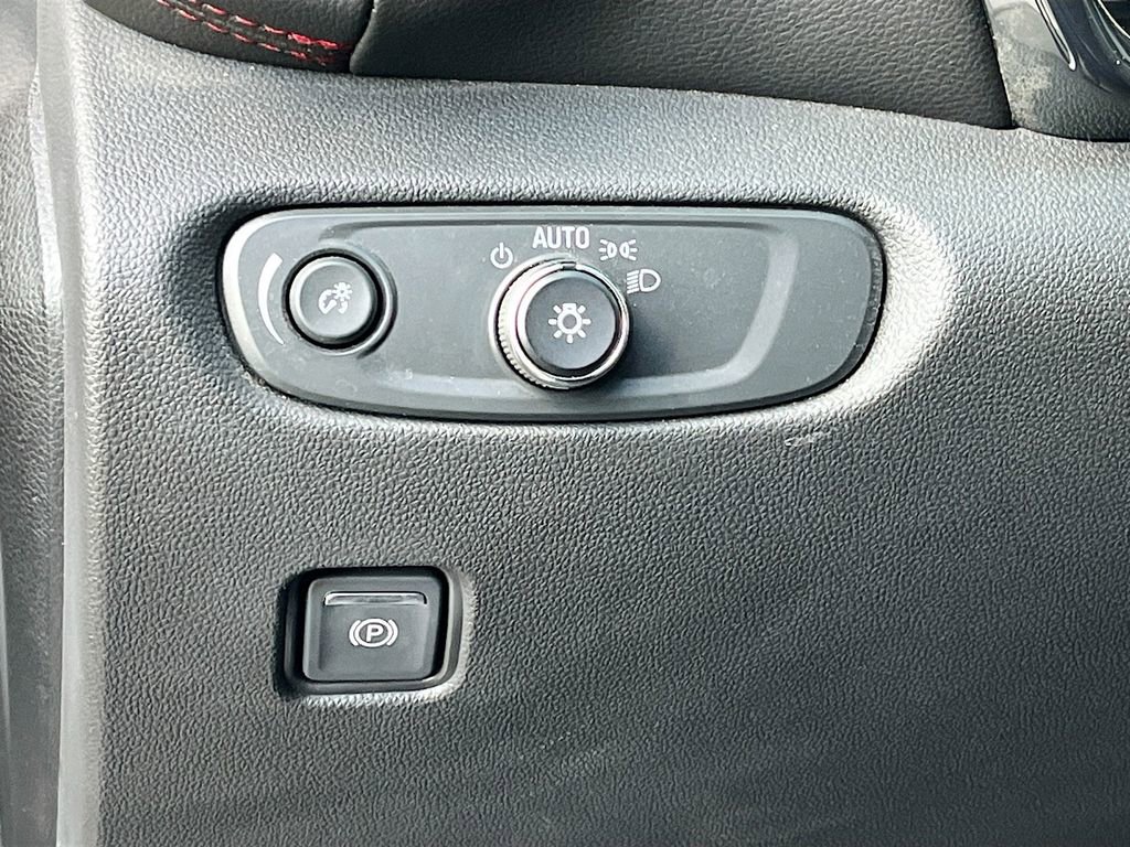 Used 2022 Chevrolet Blazer RS image 10