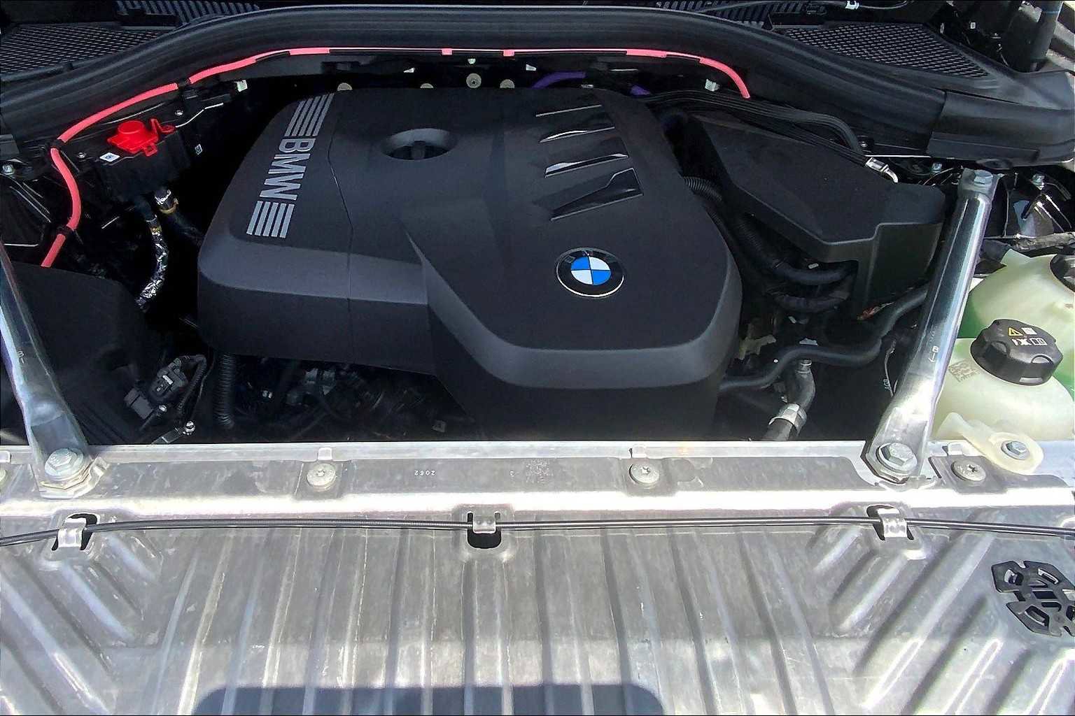 New 2025 BMW X3 xDrive30i w/ Convenience Package image 16