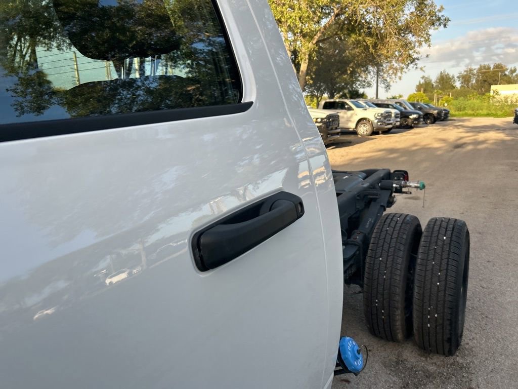 Used 2025 RAM 3500 Tradesman image 15