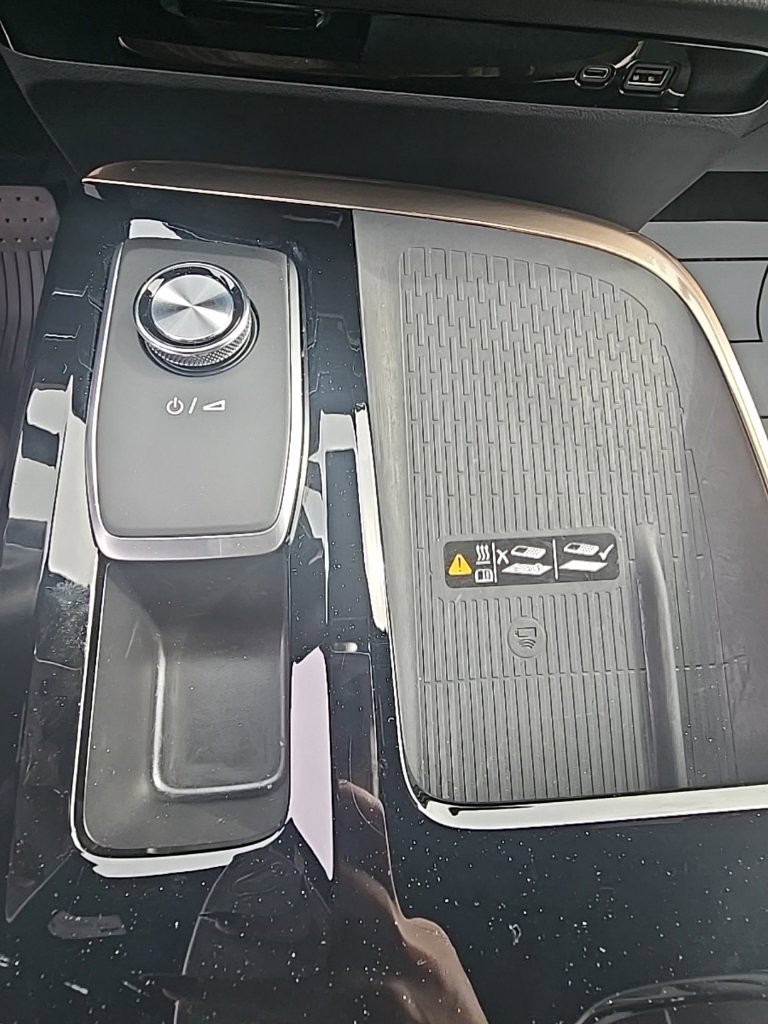 Used 2025 Buick Enclave Avenir w/ Super Cruise Package image 25