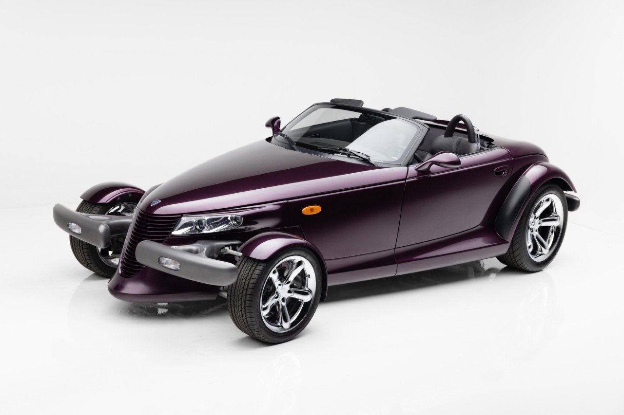 Used 1999 Plymouth Prowler RWD image 1