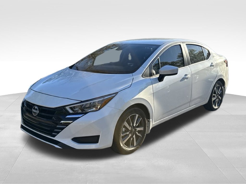 Used 2025 Nissan Versa SV w/ Trunk Package FWD image 3