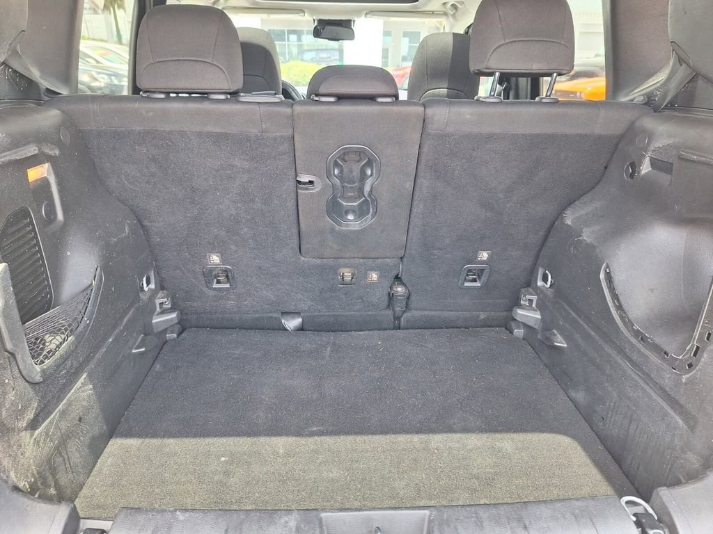 Used 2019 Jeep Renegade Altitude w/ Quick Order Package 2XM FWD image 27