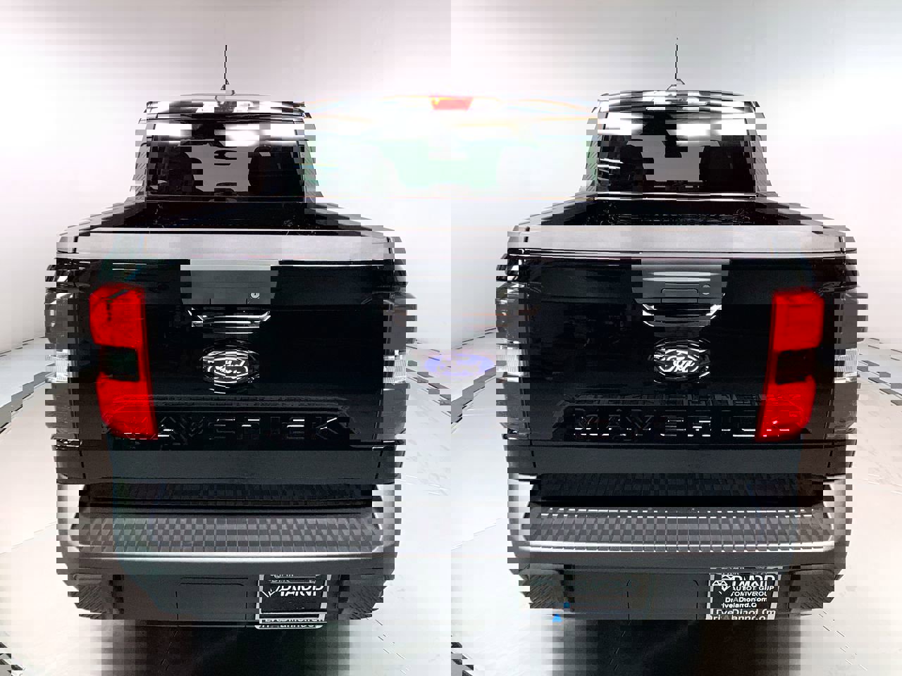 New 2025 Ford Maverick XL image 34