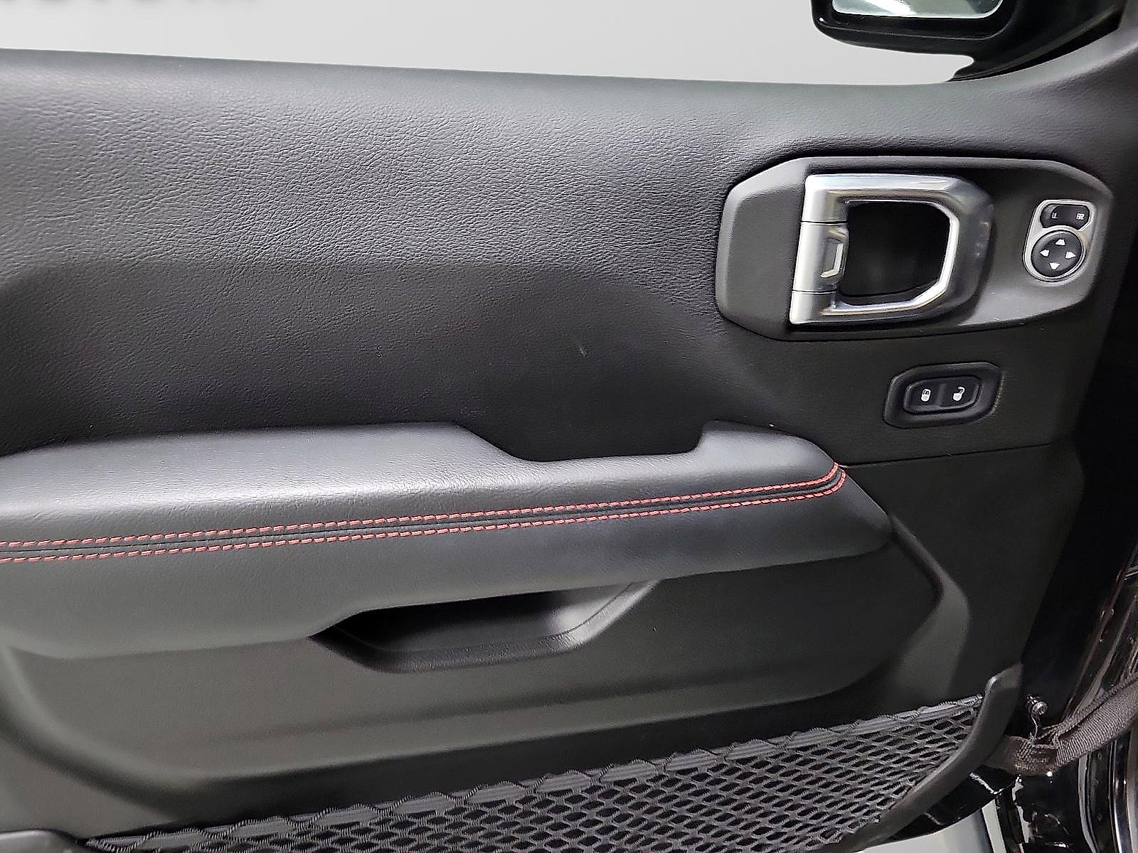 Used 2022 Jeep Wrangler Unlimited Rubicon w/ Cold Weather Group image 14