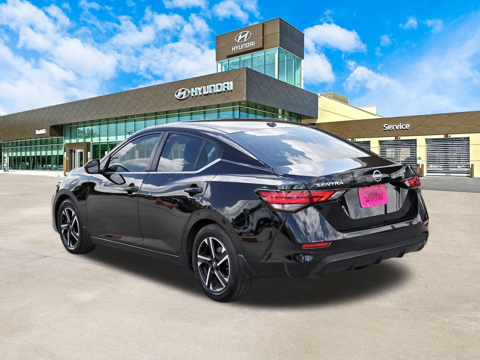 Used 2025 Nissan Sentra SV w/ All-Weather Package FWD image 8