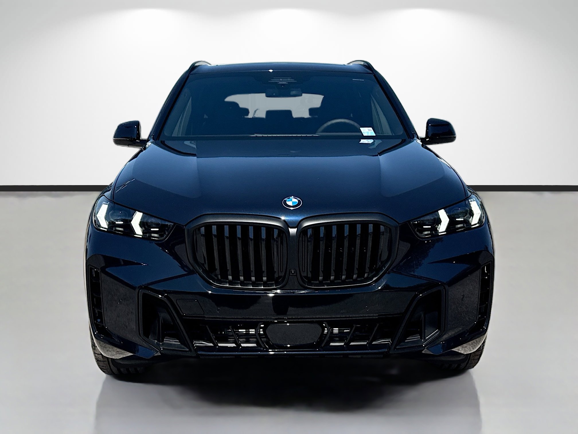 New 2026 BMW X5 xDrive40i w/ M Sport Package AWD/4WD image 8