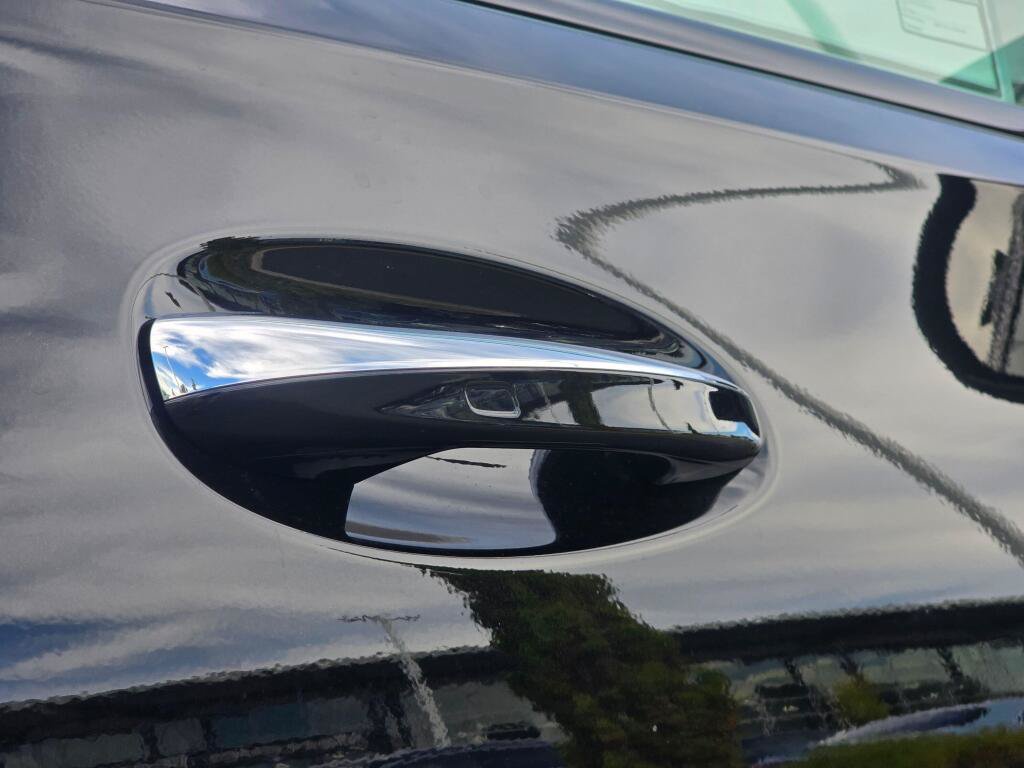 New 2026 Mercedes-Benz GLS 450 4MATIC image 31