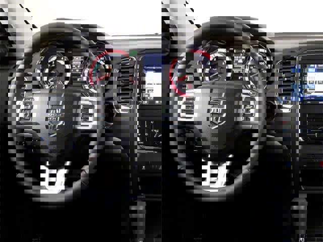 Used 2012 Dodge Durango SXT image 4