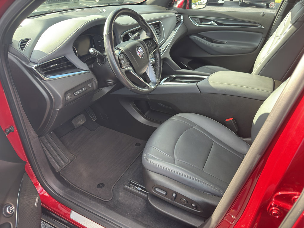 Used 2024 Buick Enclave Premium image 8