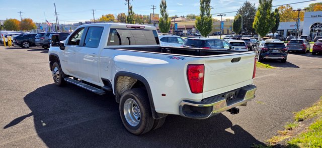 Used 2025 Chevrolet Silverado 3500 LT w/ Safety Package AWD/4WD image 6