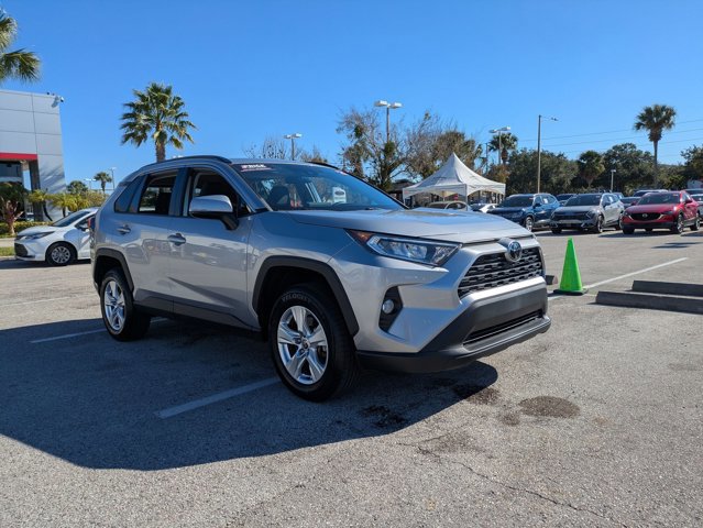 Used 2021 Toyota RAV4 XLE image 3