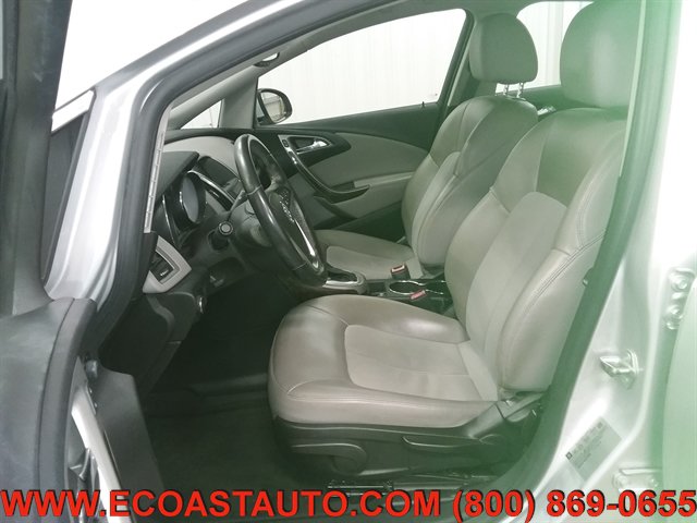 Used 2013 Buick Verano FWD image 10