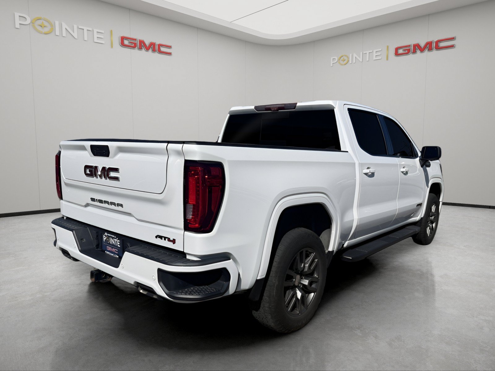 Used 2020 GMC Sierra 1500 AT4 w/ AT4 Premium Package AWD/4WD image 3