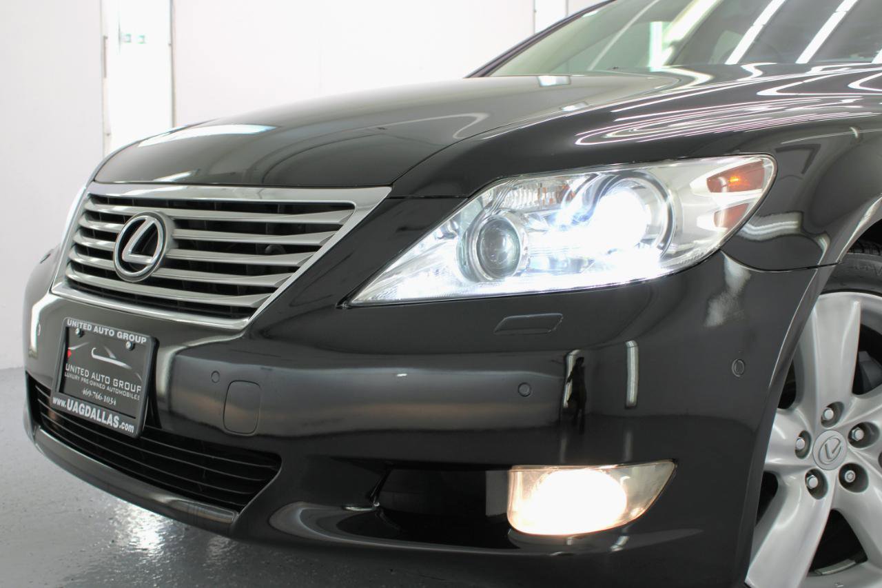 Used 2012 Lexus LS 460 w/ Comfort Pkg RWD image 21