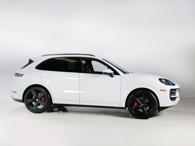 New 2026 Porsche Cayenne S AWD/4WD image 8