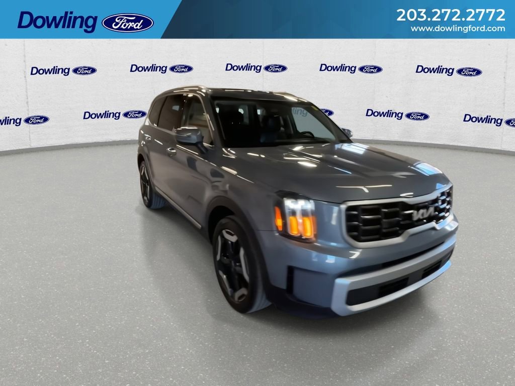 Used 2024 Kia Telluride S w/ S Sunroof Package image 6