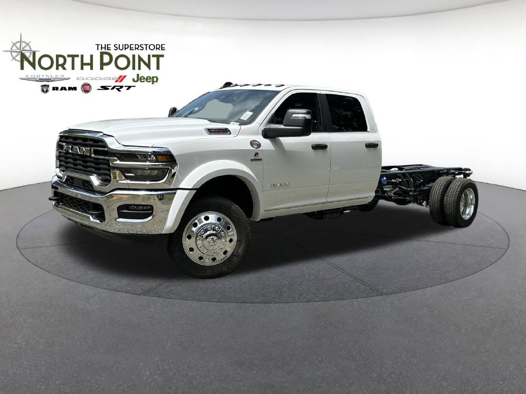 New 2026 RAM 4500 4x4 Crew Cab DRW image 1