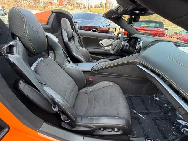 Used 2023 Chevrolet Corvette Stingray Premium Conv w/ Z51 Performance Package image 46