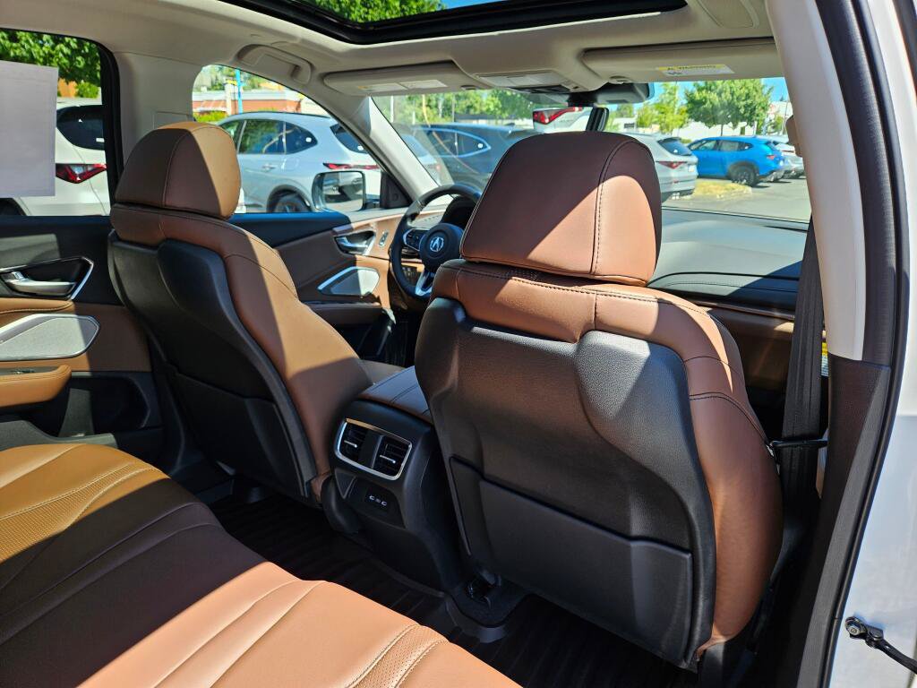 New 2026 Acura RDX w/ Technology Package AWD/4WD image 16