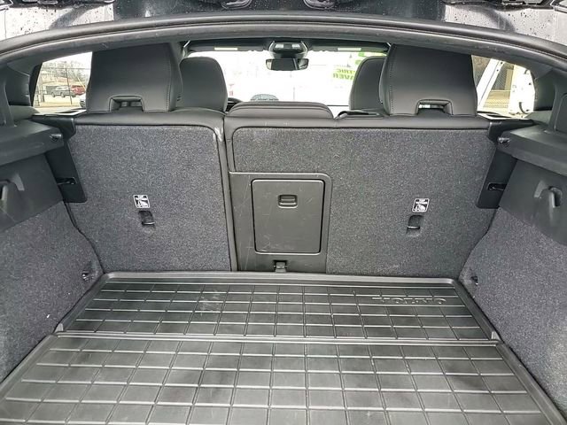 Used 2023 Volvo C40 P8 Recharge Ultimate image 32