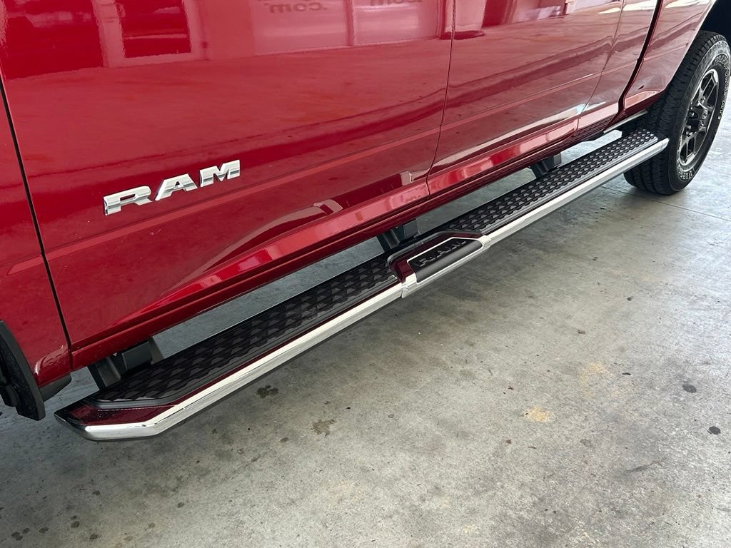 Used 2026 RAM 2500 Laramie AWD/4WD image 17
