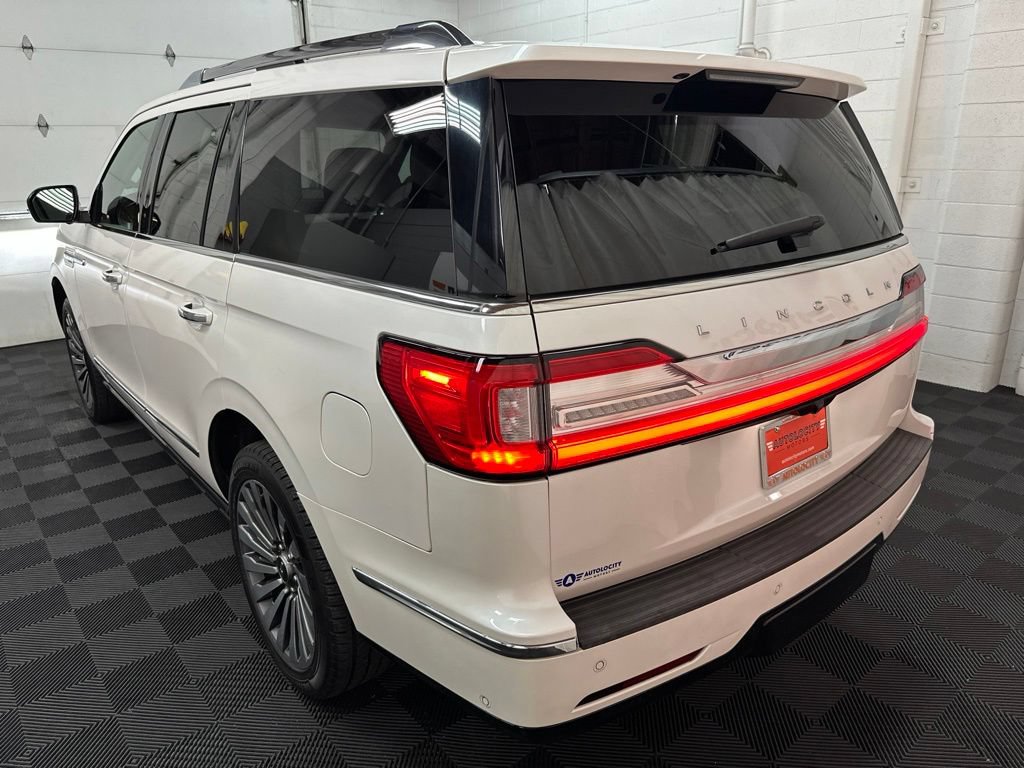 Used 2019 Lincoln Navigator Reserve AWD/4WD image 7