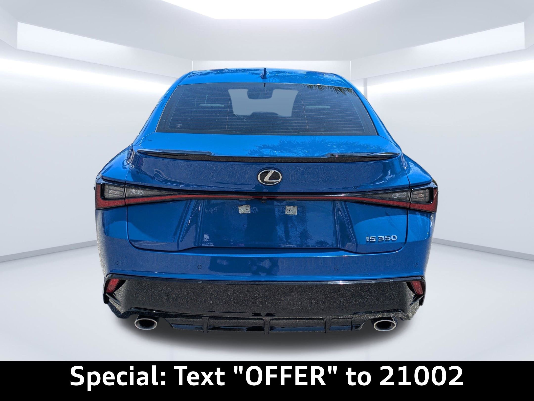 Used 2022 Lexus IS 350 F Sport RWD image 3