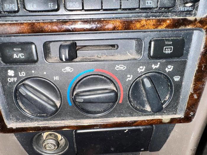 Used 1997 Toyota Camry CE FWD image 36