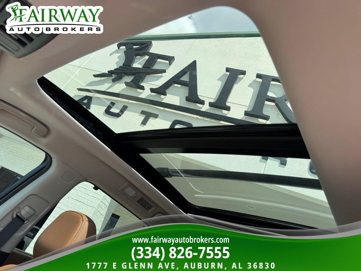 Used 2026 Nissan Pathfinder Platinum w/ Cargo Package FWD image 27