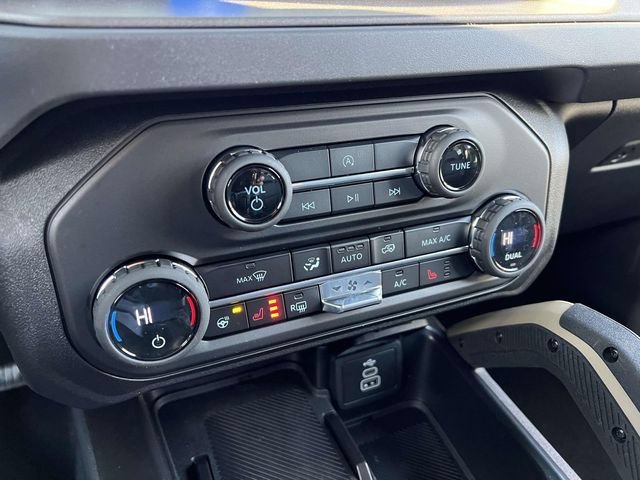 New 2026 Ford Bronco Badlands w/ Sasquatch Package AWD/4WD image 17