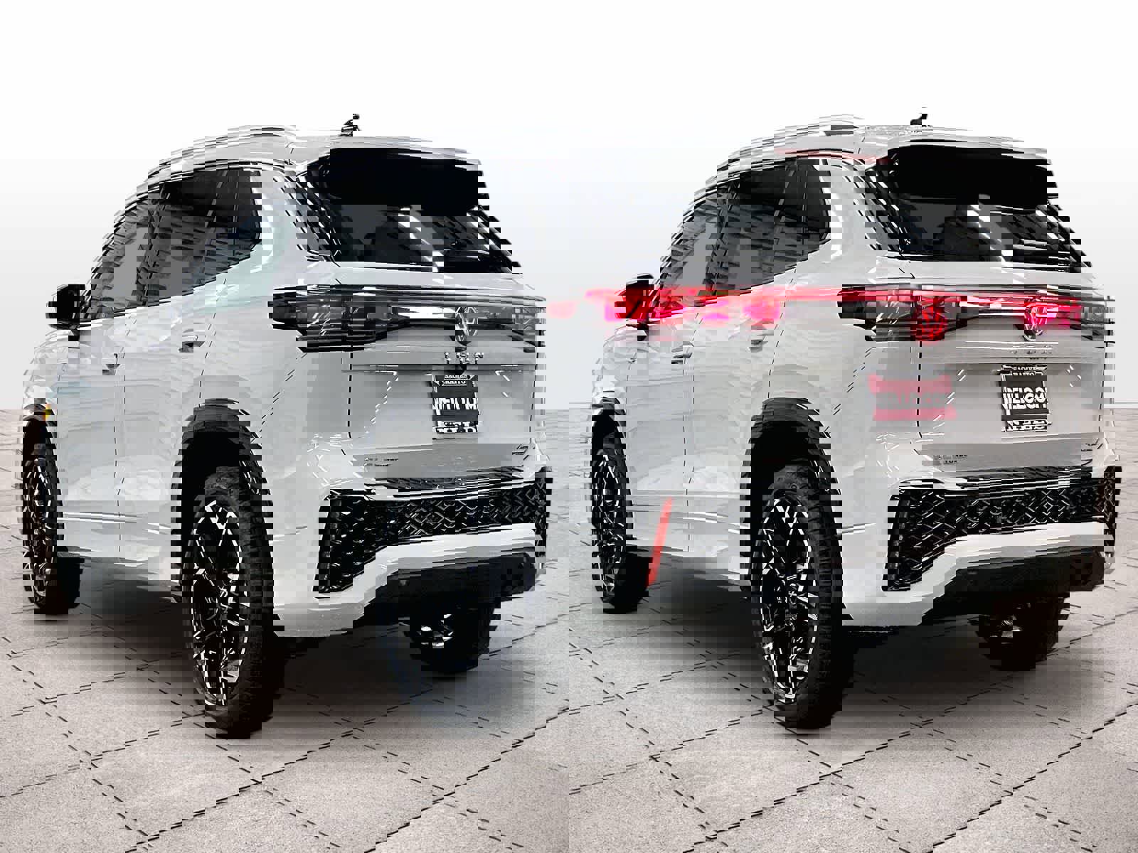 New 2026 Volkswagen Tiguan SEL R-Line image 3