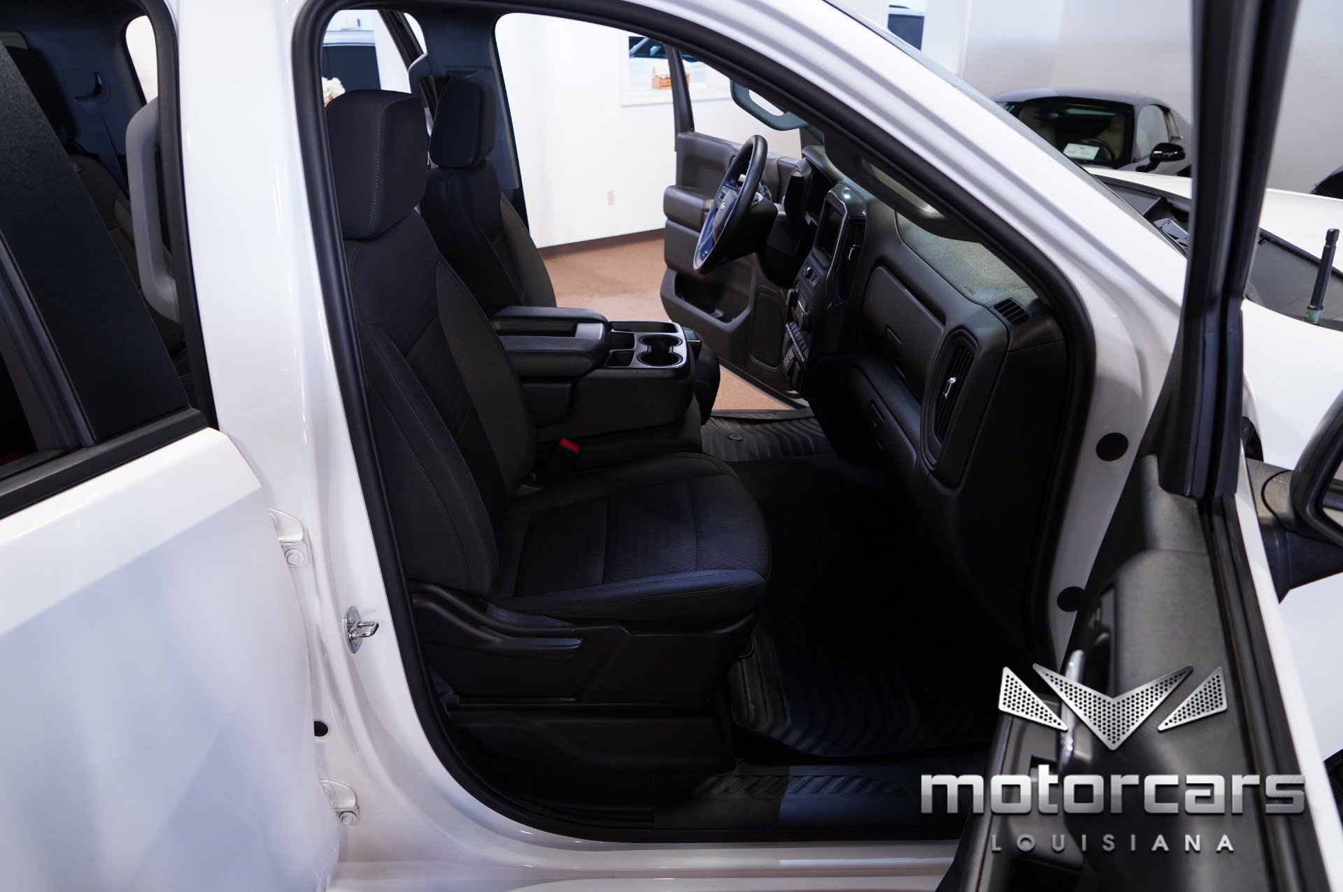 Used 2022 Chevrolet Silverado 1500 Custom RWD image 25