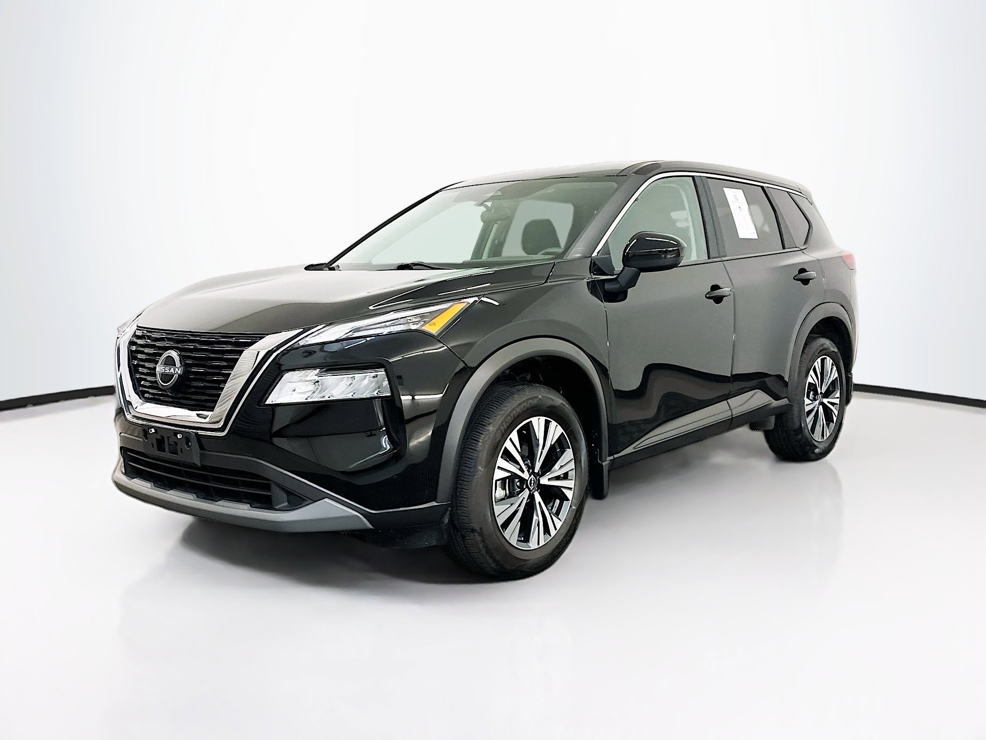 Used 2023 Nissan Rogue SV AWD/4WD image 3
