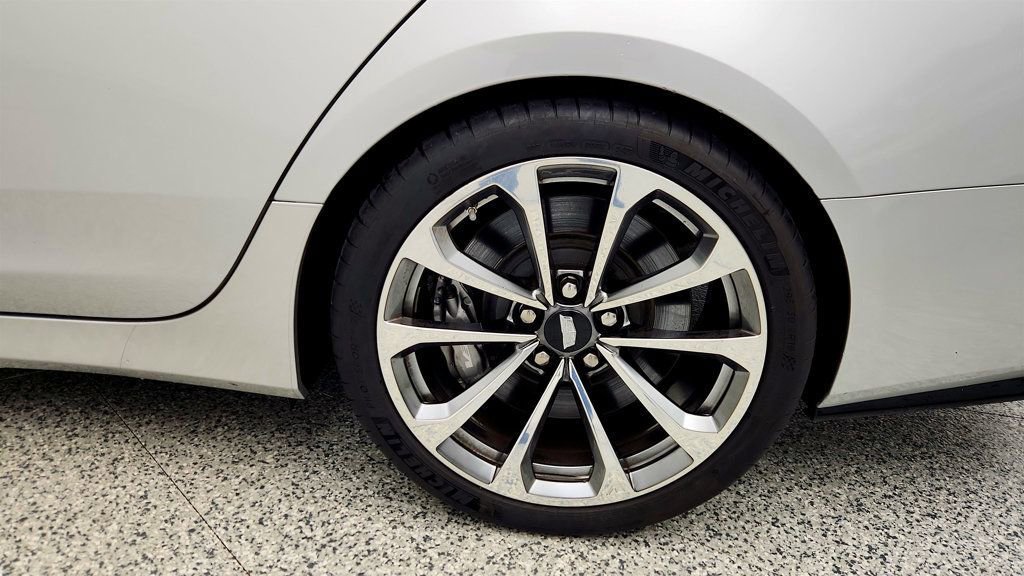 Used 2016 Cadillac CTS V w/ Luxury Package image 9