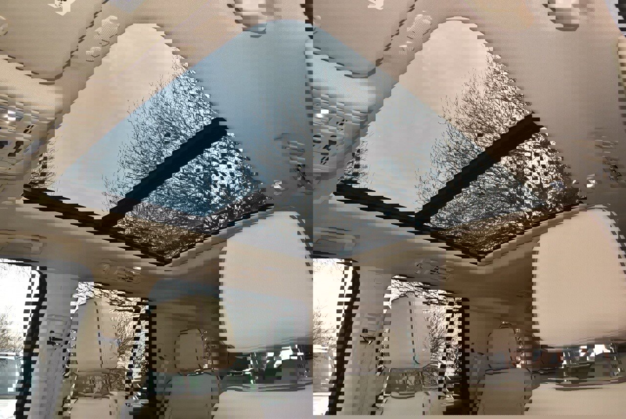 Used 2024 GMC Yukon Denali image 34