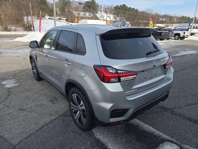 Used 2025 Mitsubishi Outlander Sport ES AWD/4WD image 3
