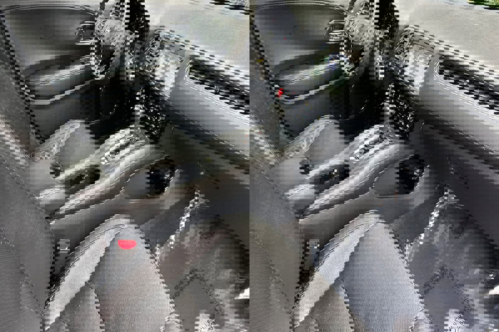 Used 2022 Honda HR-V EX-L image 17