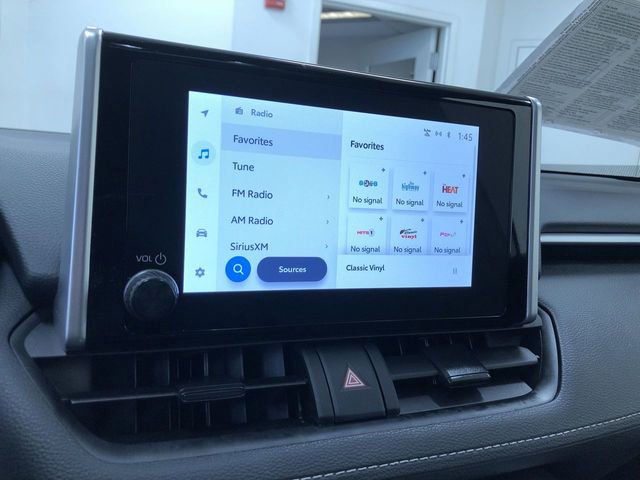 Certified 2025 Toyota RAV4 XLE w/ Convenience Package image 28