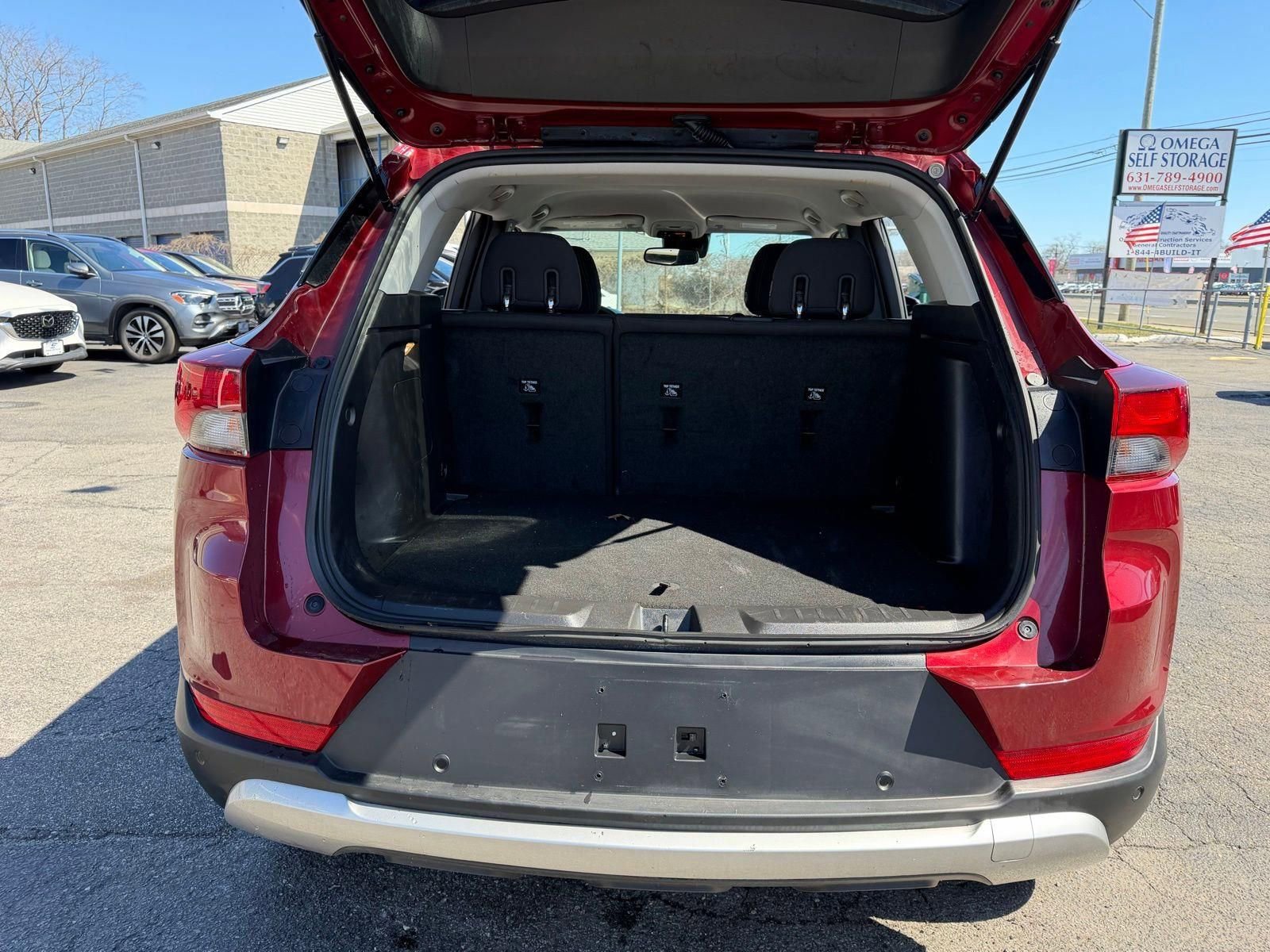 Used 2022 Chevrolet TrailBlazer LT w/ Convenience Package image 17