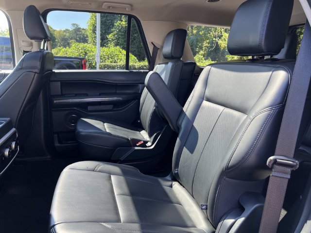 Used 2023 Ford Expedition XLT AWD/4WD image 25